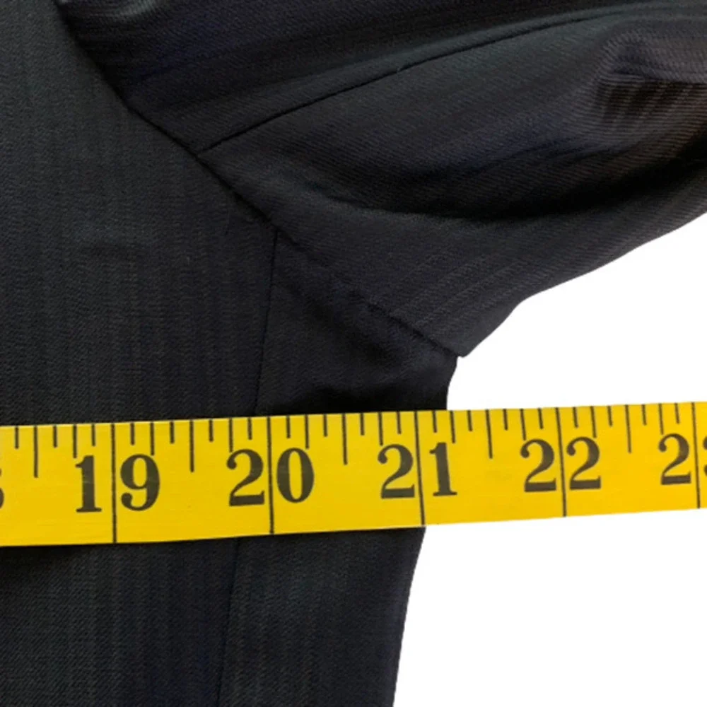 HUGO BOSS Grey Pinstripe‎ Wool Tesse Biella Suit Jacket